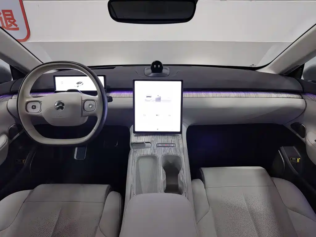 NIO ET7 2022