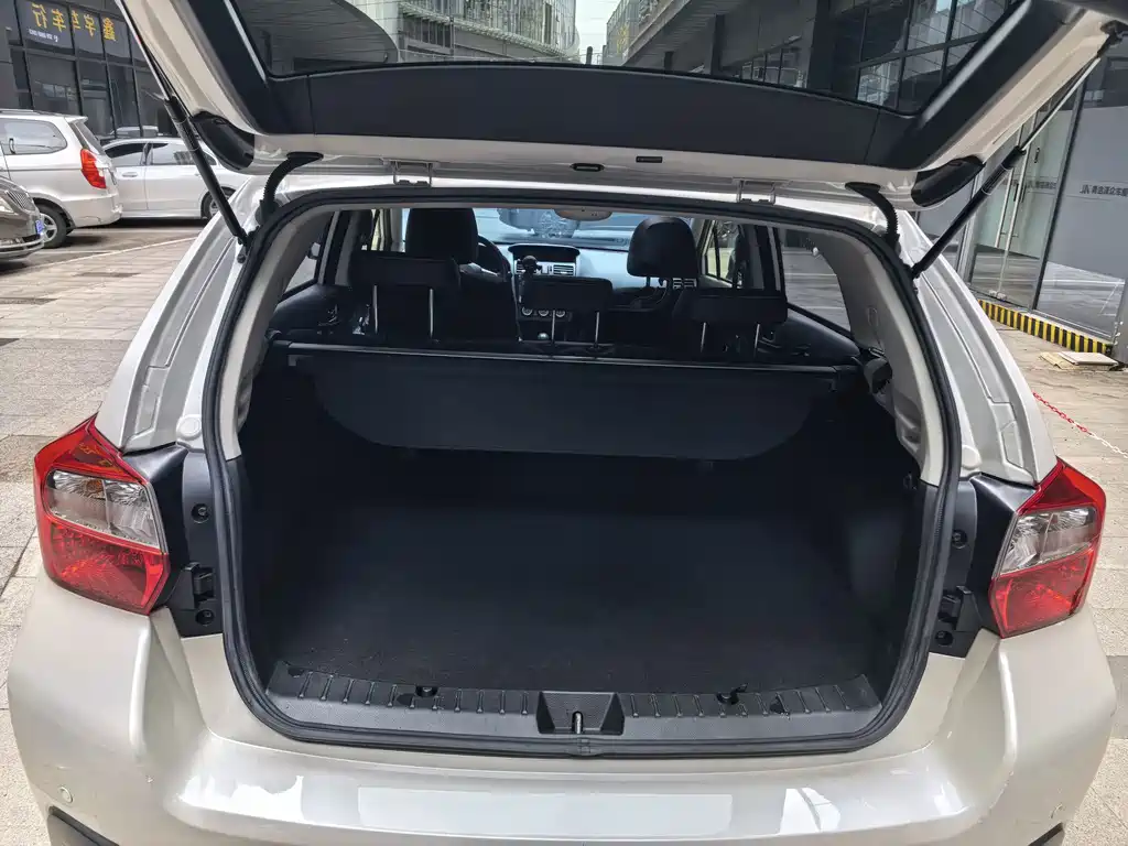 Subaru XV 2015 — фото 12
