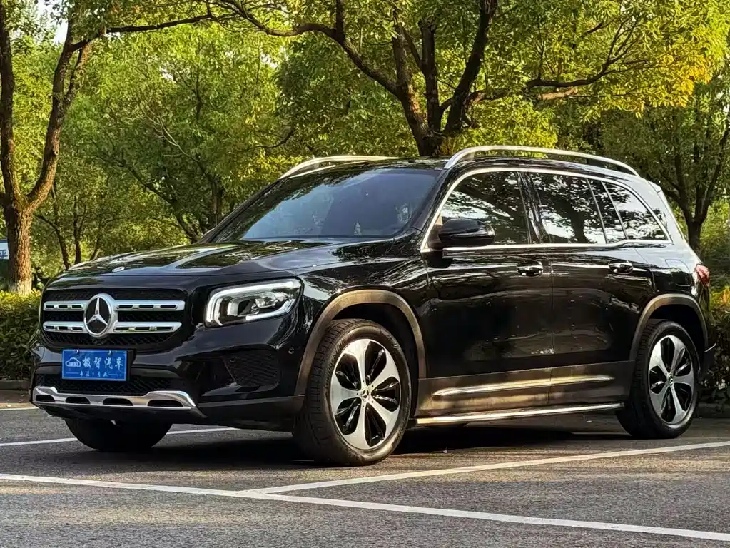 Mercedes-Benz GLB 2022 — фото 1