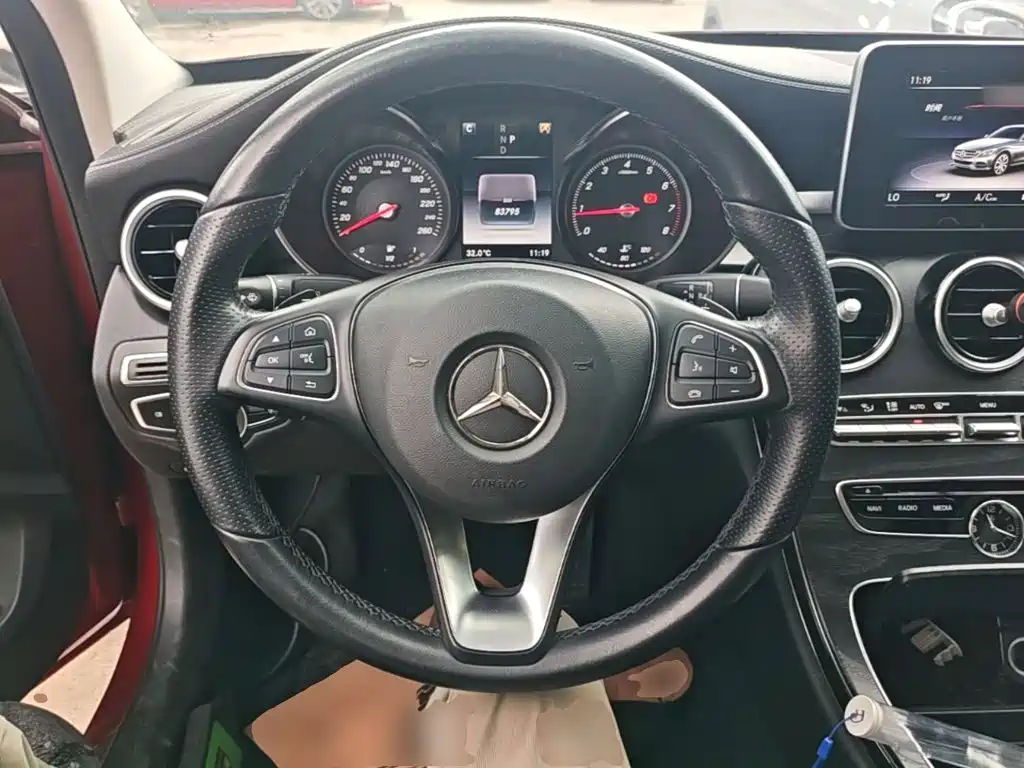 Mercedes-Benz C-Class 2018 — фото 11