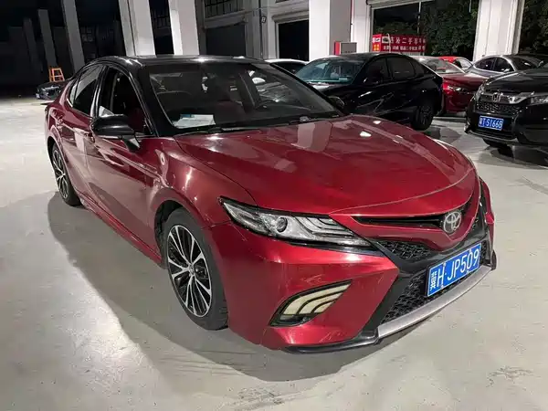 Toyota Camry 2018