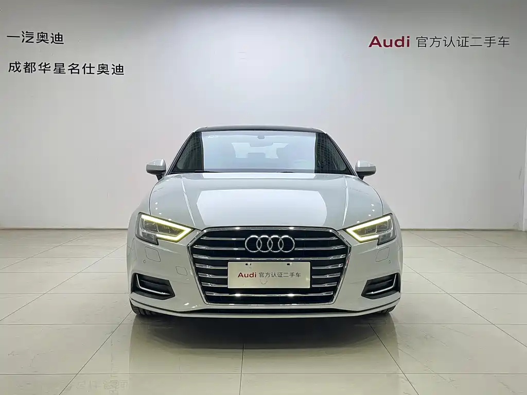 Audi A3 2018 — фото 2