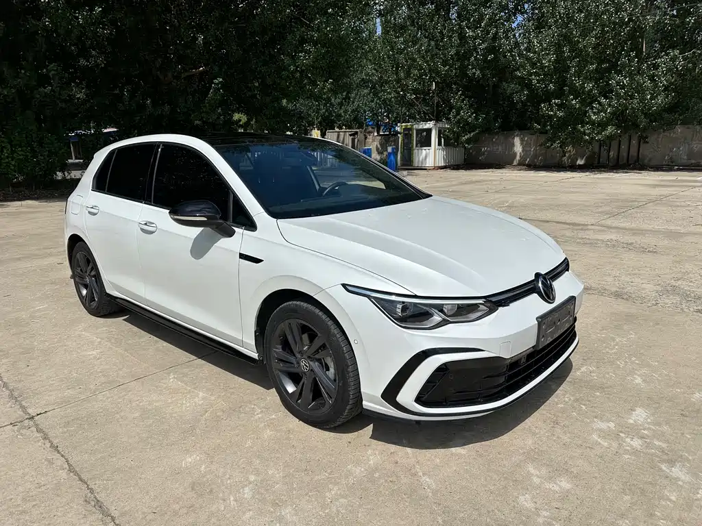 Volkswagen Golf 2023