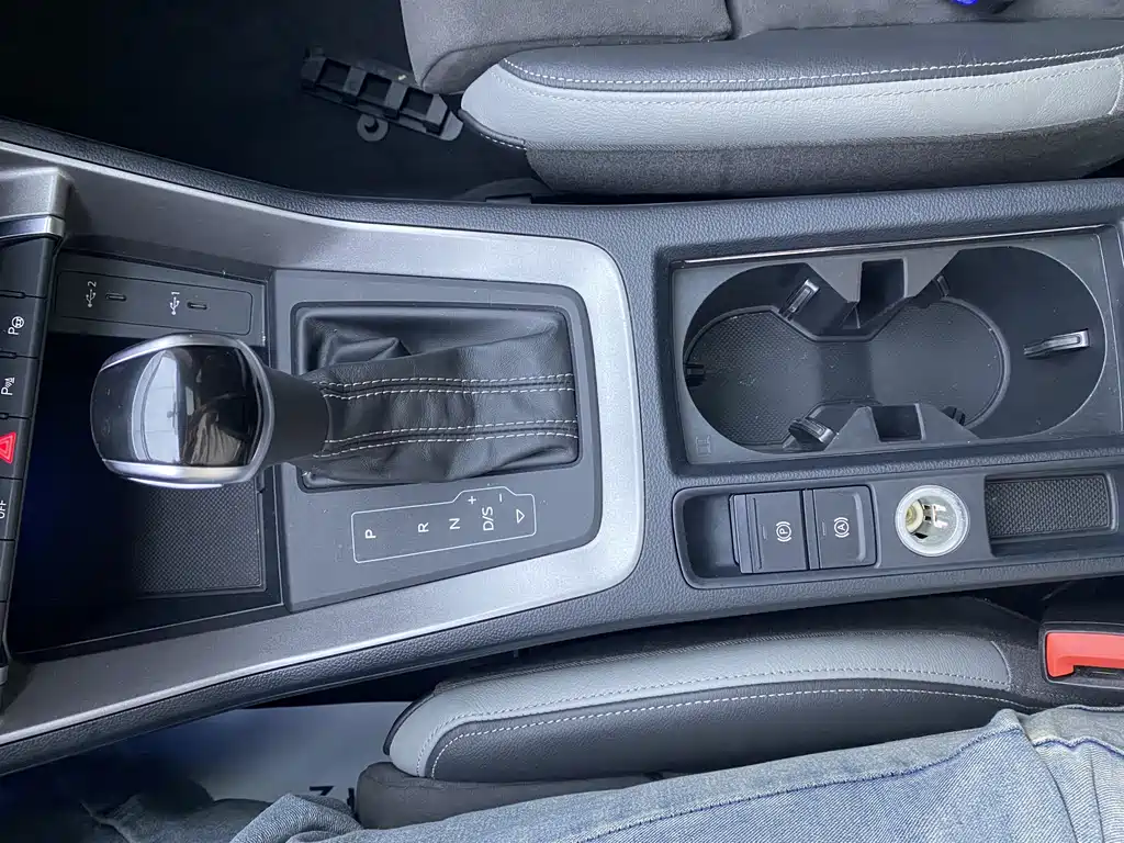 Audi Q3 2022 — фото 13