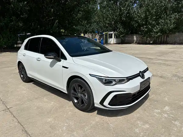 Volkswagen Golf 2023