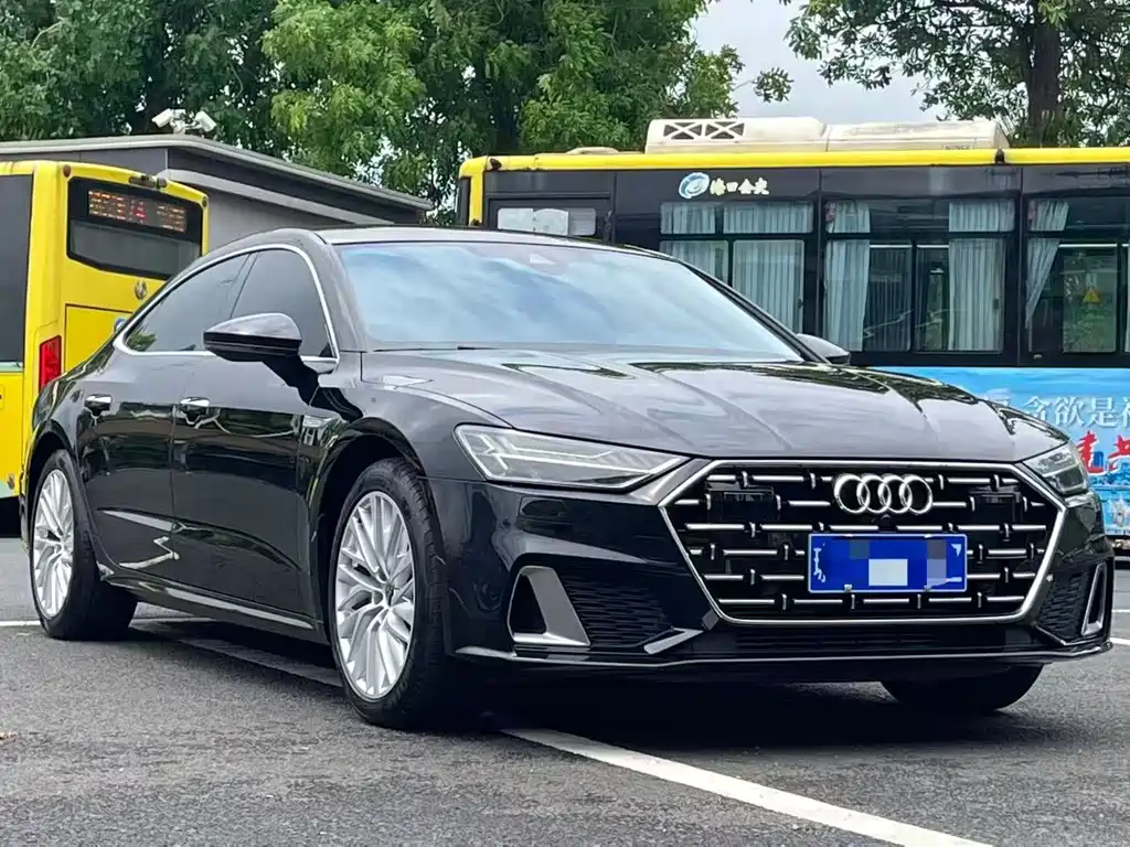 Audi A7L 2024 — фото 3