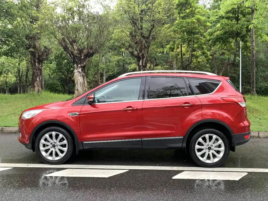 Ford Kuga 2014