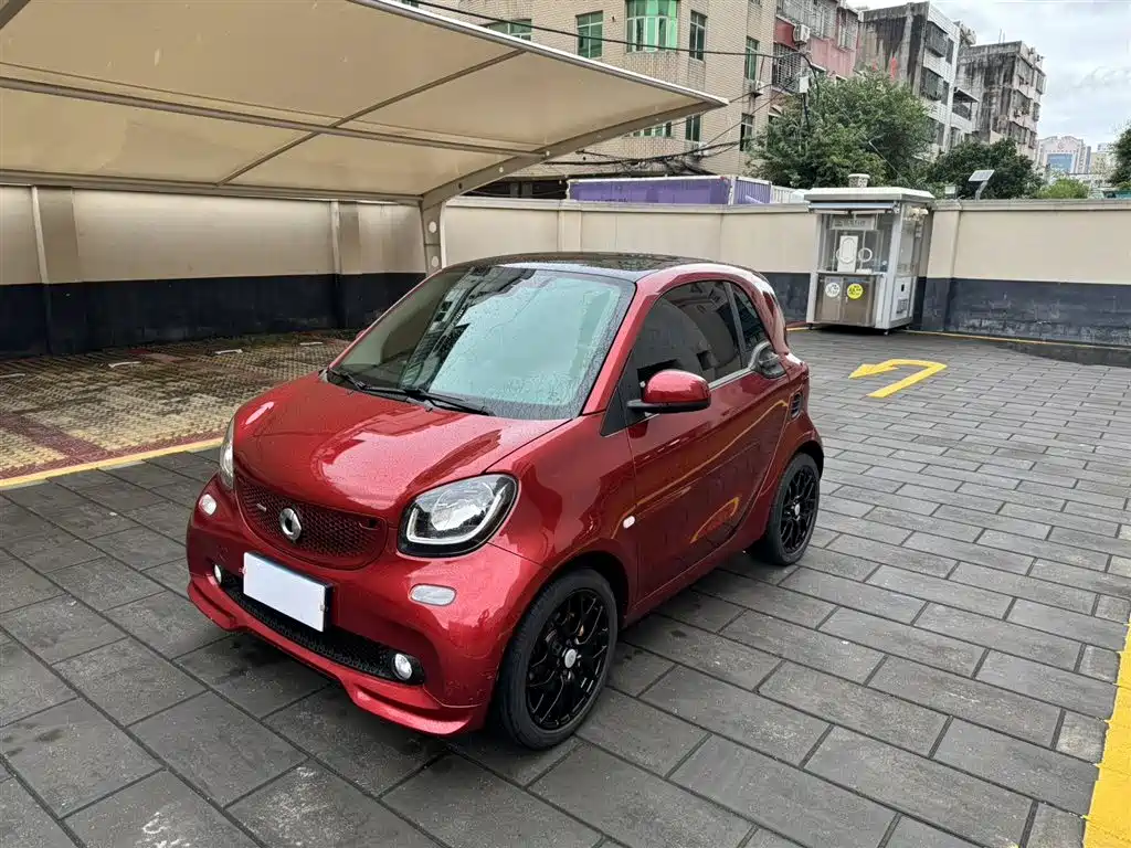 smart Fortwo 2018 — фото 1