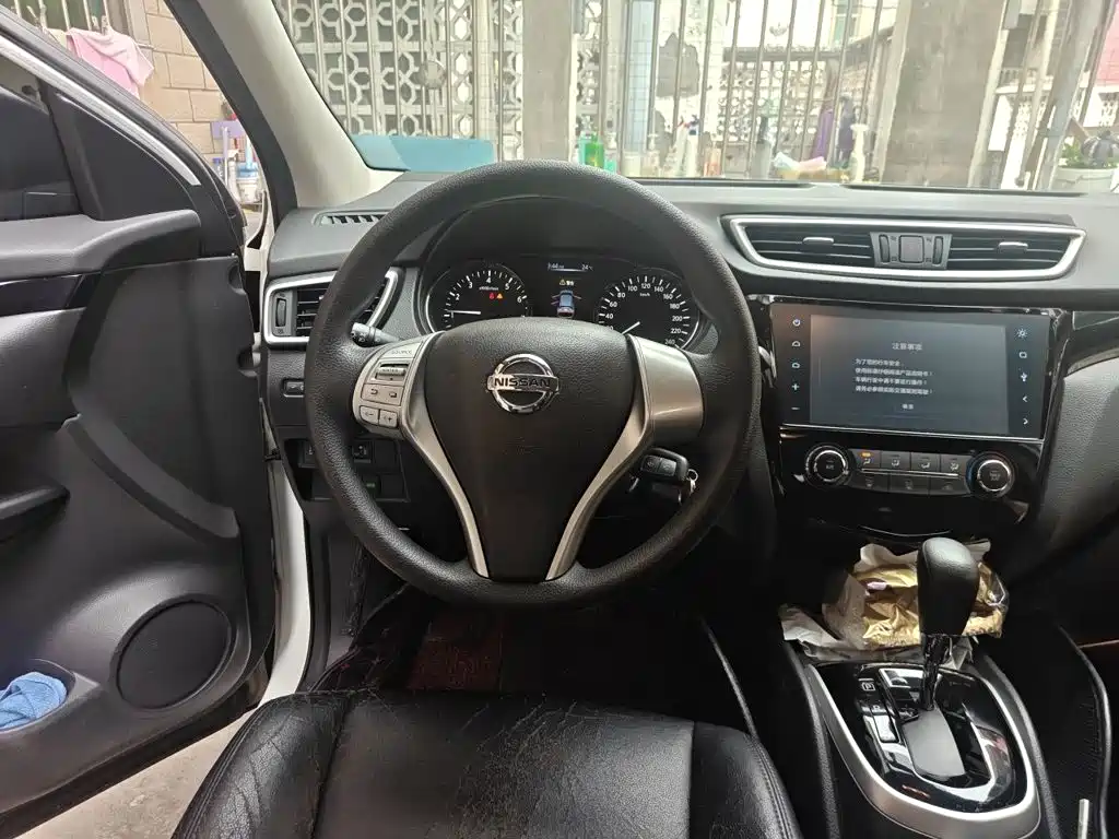 Nissan Qashqai 2016 — фото 3