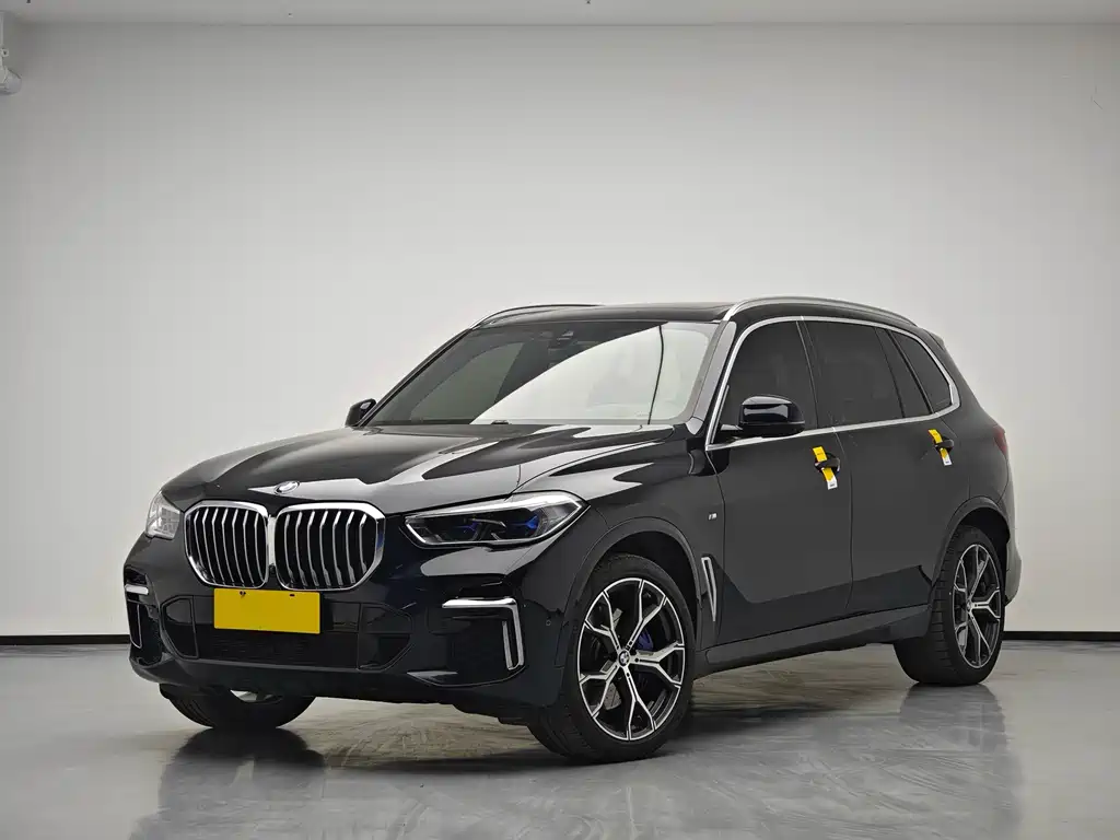 BMW X5 2022 — фото 1
