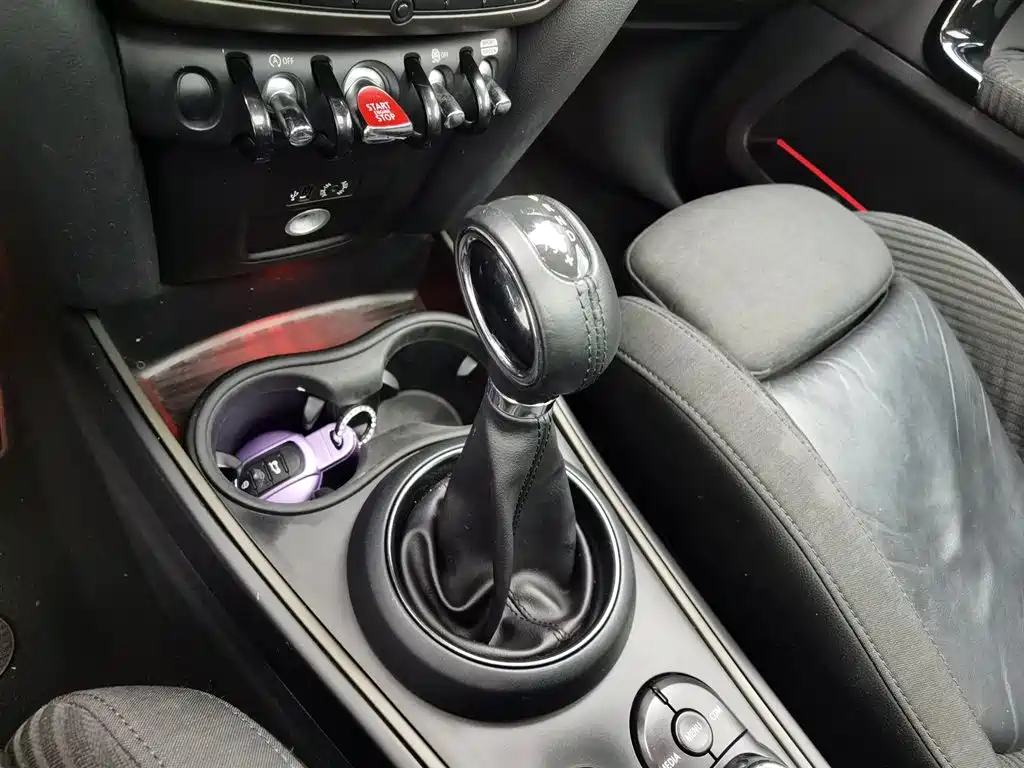 MINI Countryman 2018 — фото 13