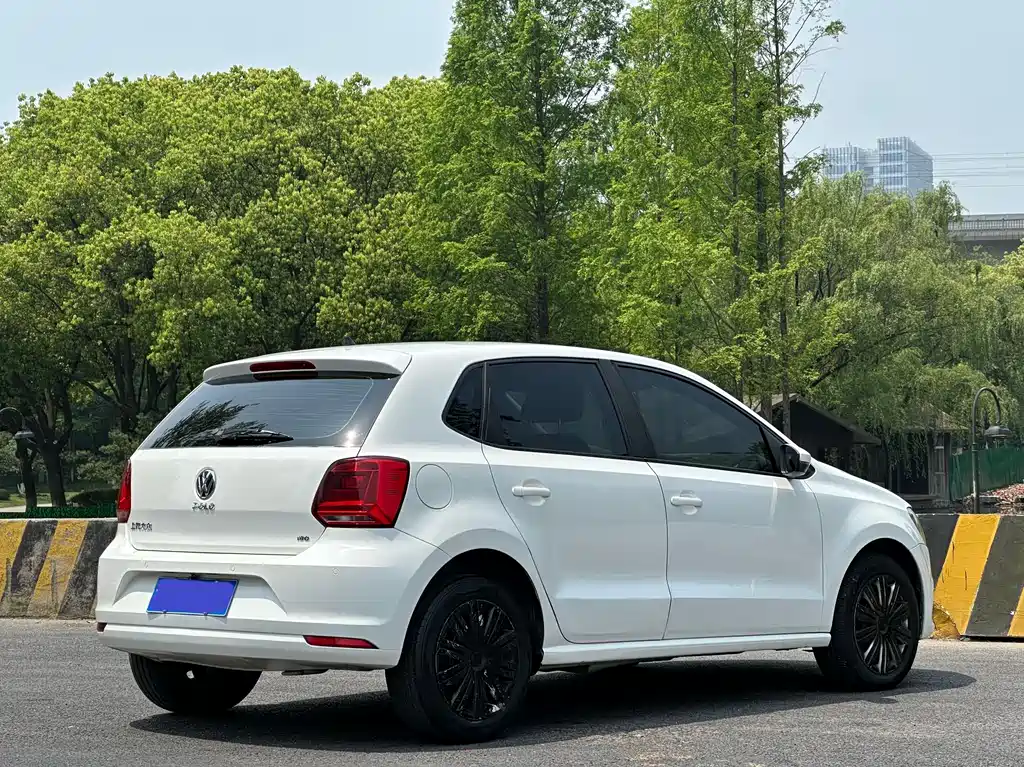 Volkswagen Polo 2017 — фото 7