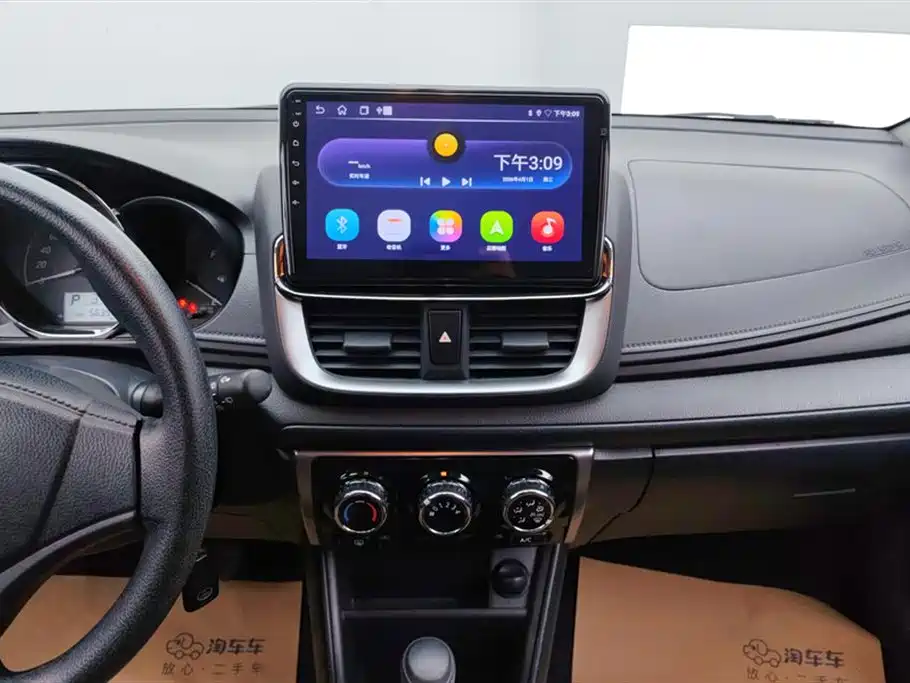 Toyota Yaris L 2020 — фото 13