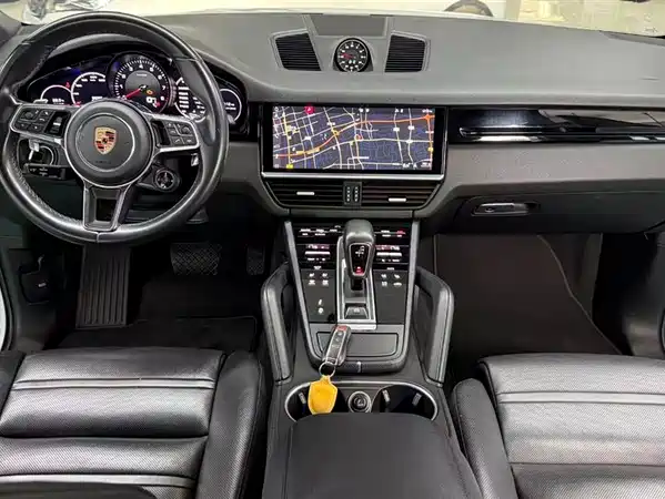 Porsche Cayenne 2020