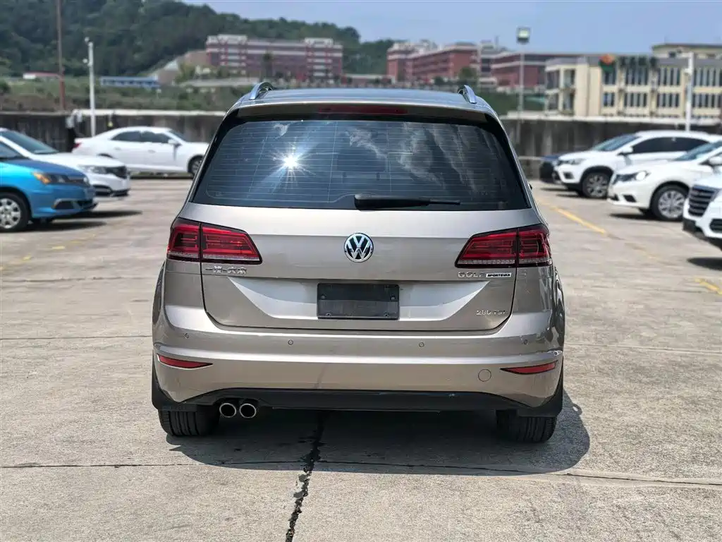Volkswagen Golf Sportsvan 2017 — фото 4