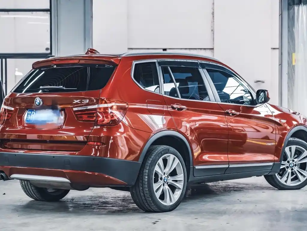 BMW X3 2012 — фото 3