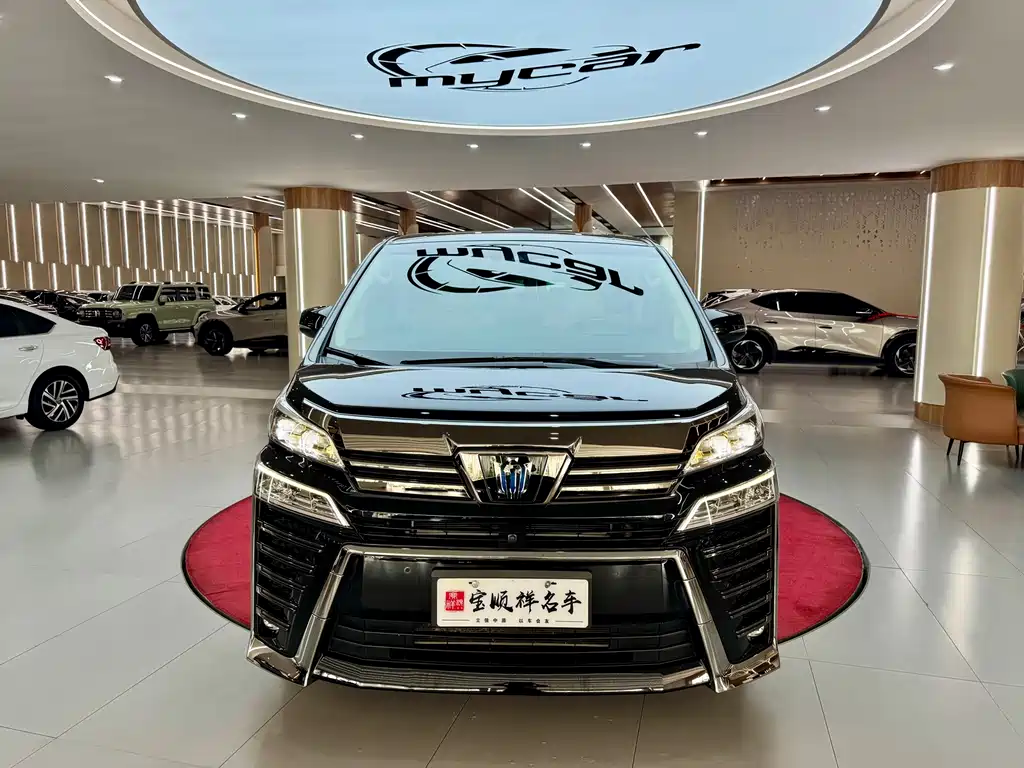 Toyota Vellfire 2023 — фото 2