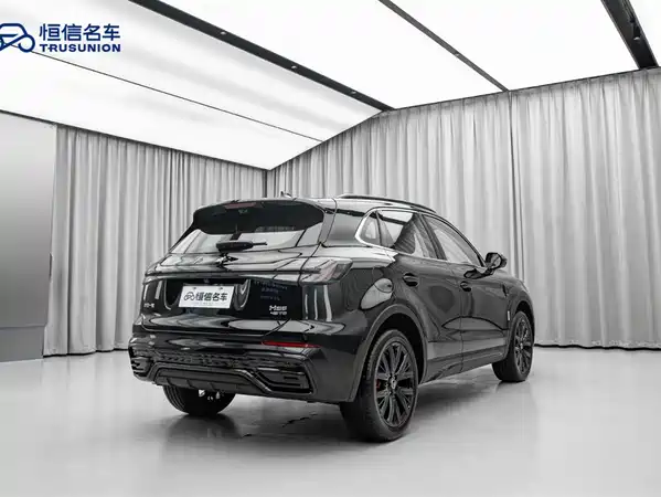 Hongqi HS5 2025