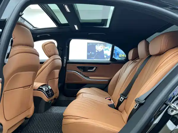 Mercedes-Benz S-Class 2025