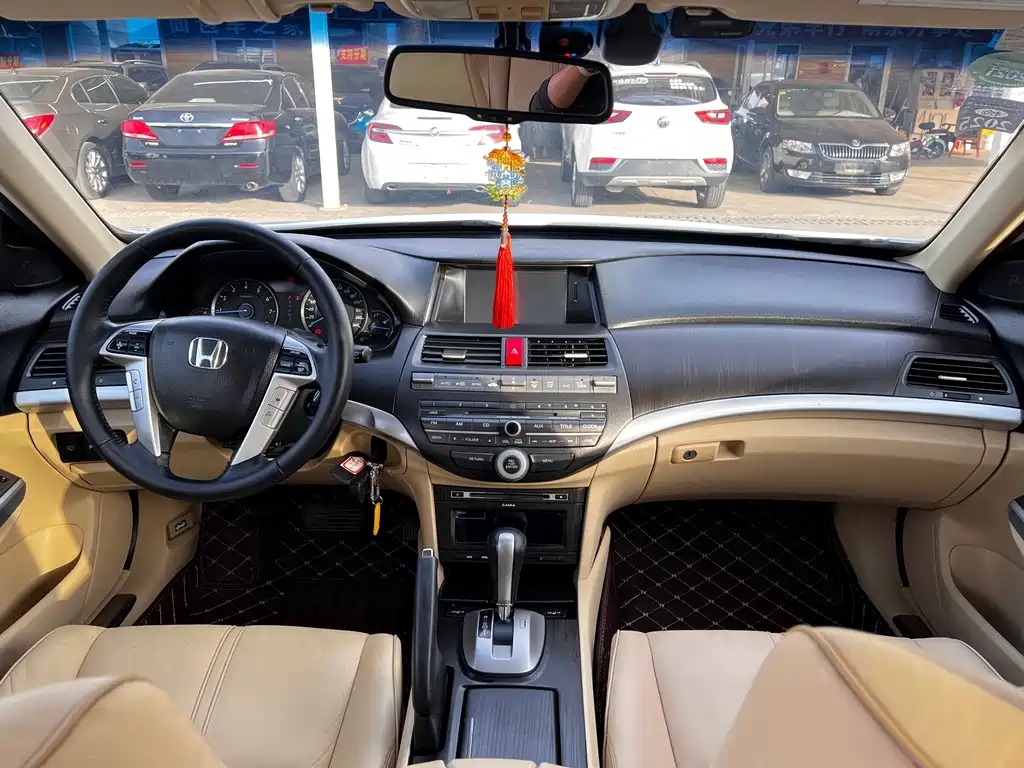 Honda Crosstour 2013 — фото 12