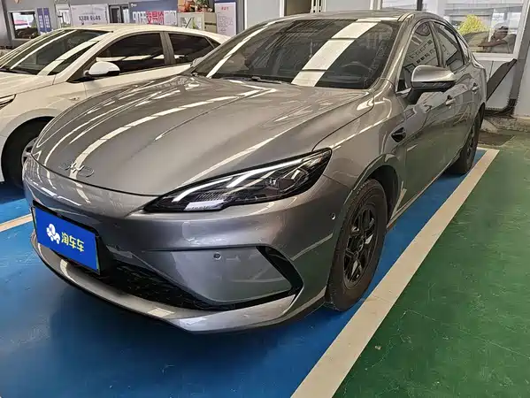 BYD Seal 05 DM-i 2025