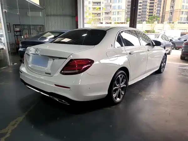 Mercedes-Benz E-Class 2020