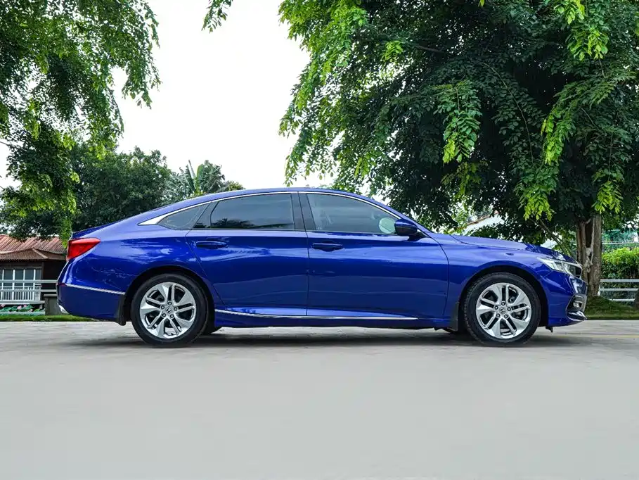 Honda Accord 2018 — фото 5