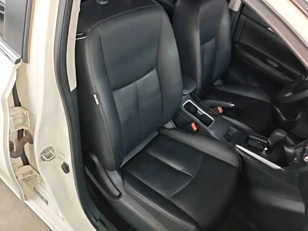 Nissan Sylphy 2022 — фото 25