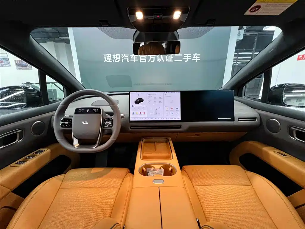 Li Auto i6 2025 — фото 12