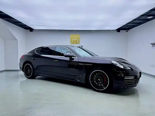 Porsche Panamera 2016