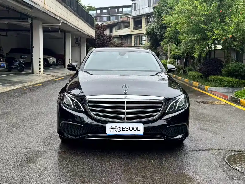 Mercedes-Benz E-Class 2018 — фото 1