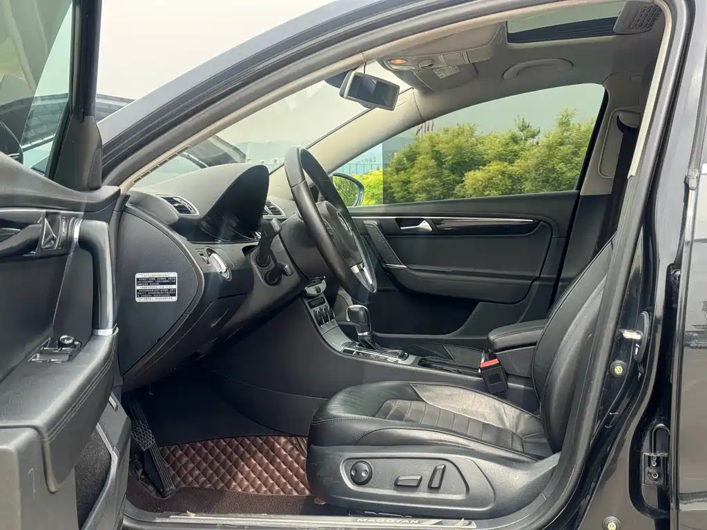 Volkswagen Magotan 2016