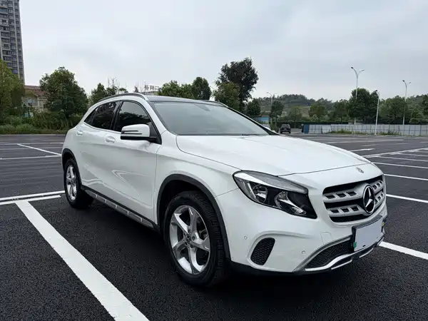 Mercedes-Benz GLA 2018