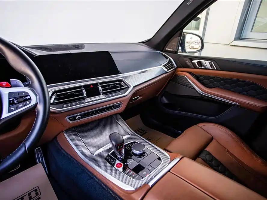 BMW X5 M 2020 — фото 13