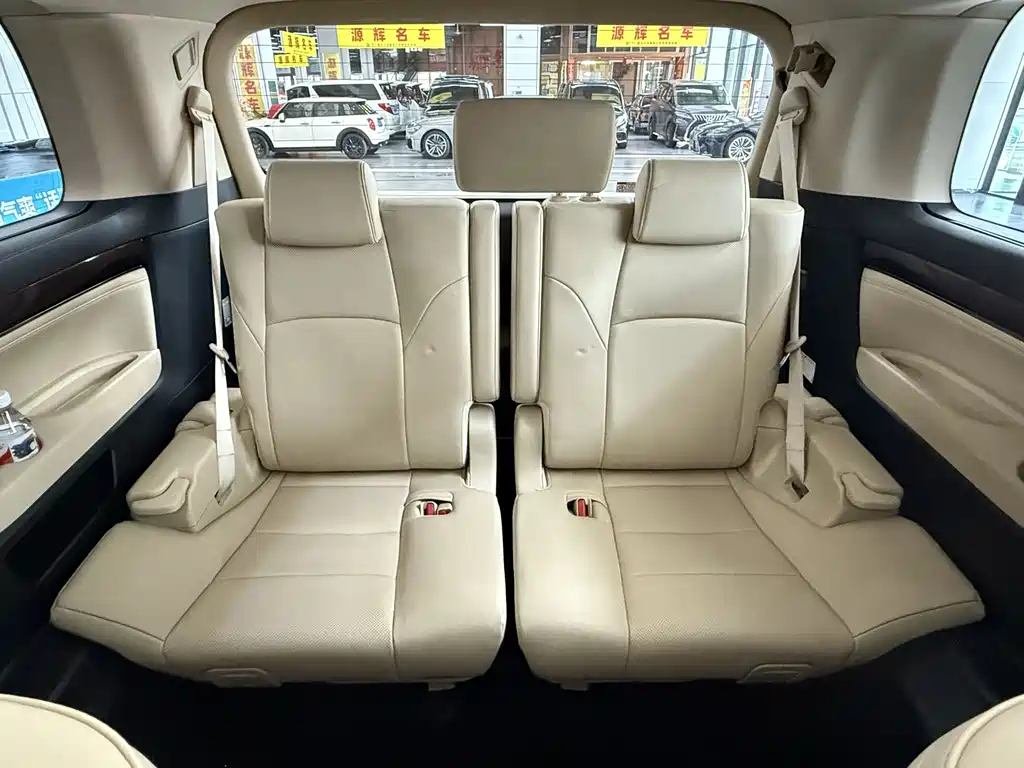 Toyota Alphard 2018 — фото 12