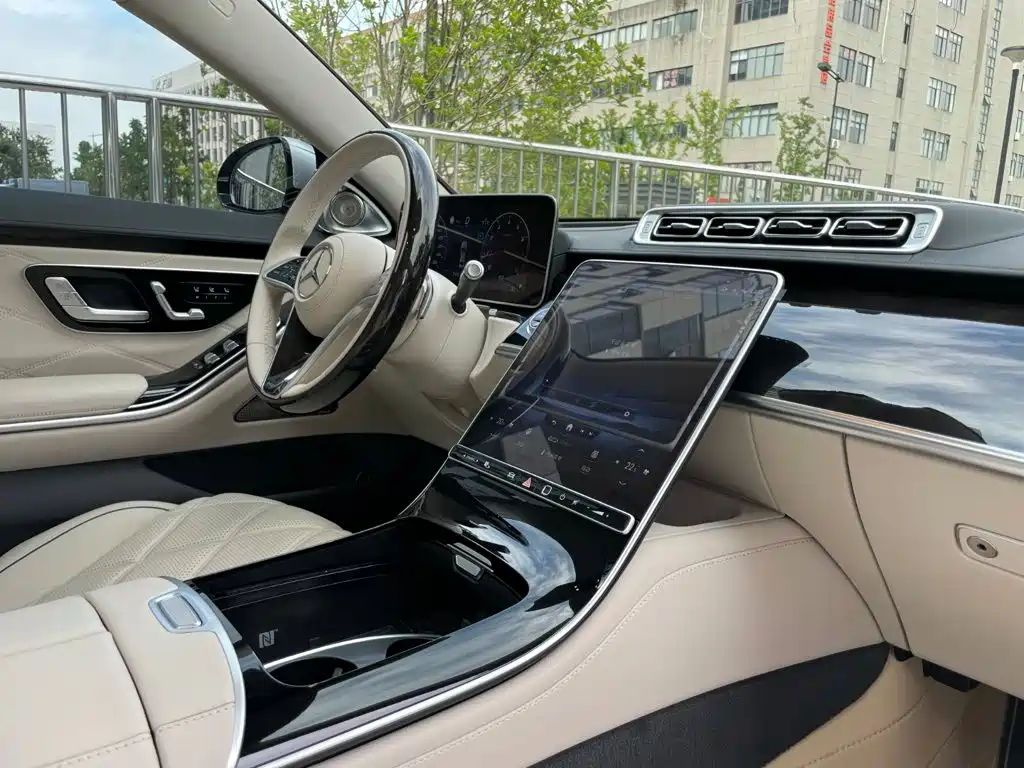 Mercedes-Benz Maybach S-Class 2022 — фото 23