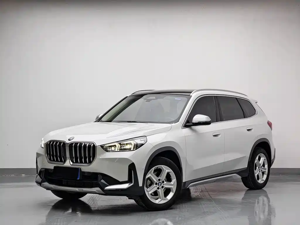 BMW X1 2023 — фото 1