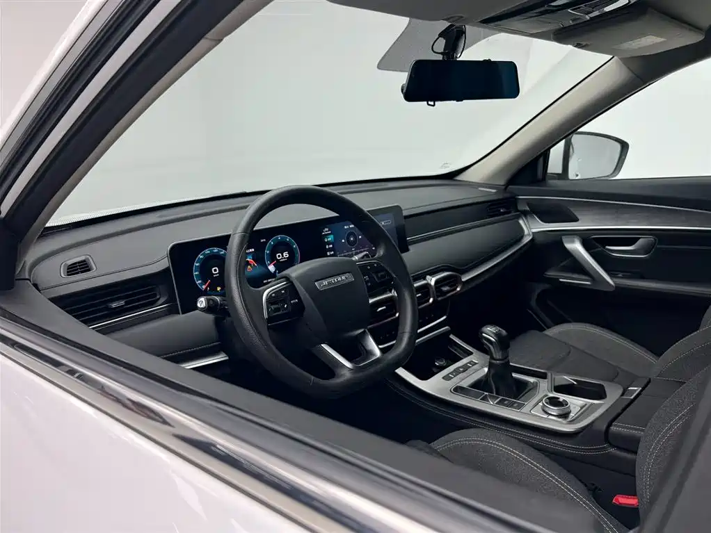 Jetour X70 PLUS 2022 — фото 18