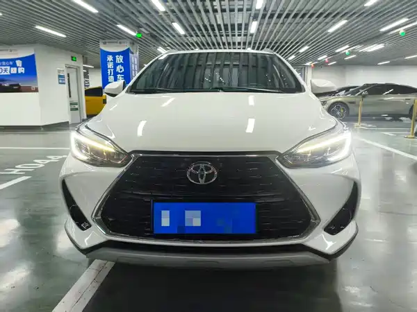 Toyota Yaris L 2022