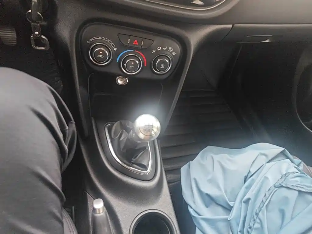 Fiat Viaggio 2015 — фото 14