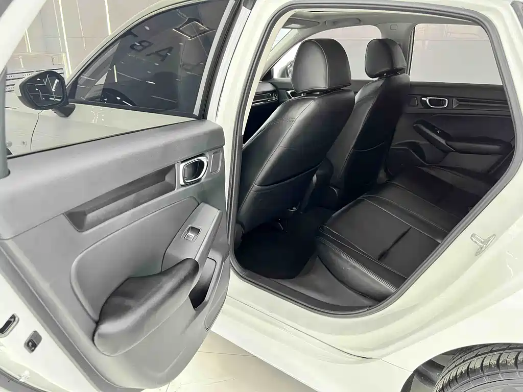 Honda Civic 2022 — фото 17