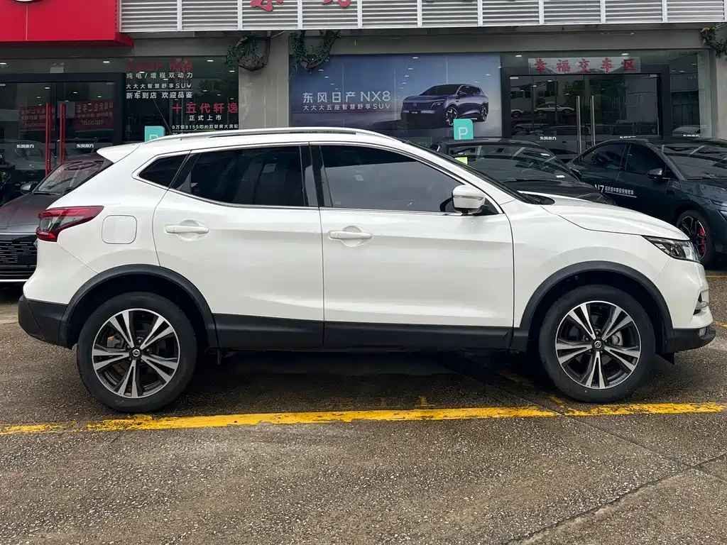 Nissan Qashqai 2022 — фото 3