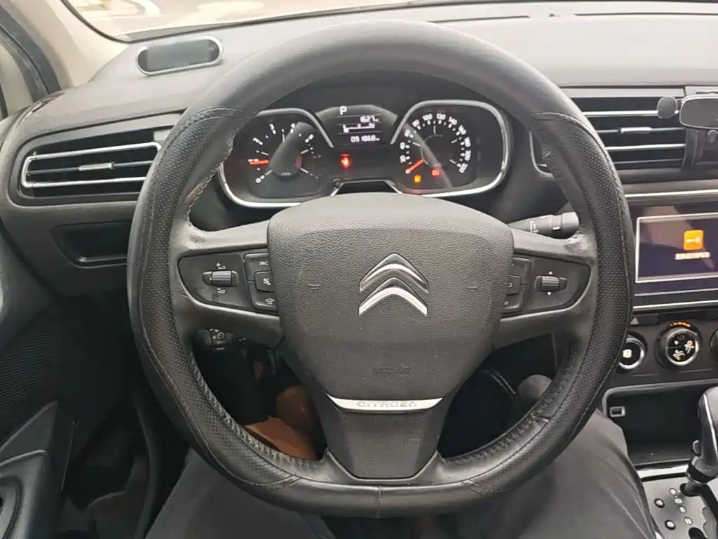 Citroën C4 Sega 2016 — фото 11