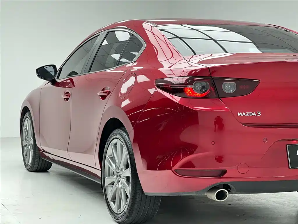 Mazda 3 Angkesela 2022 — фото 11