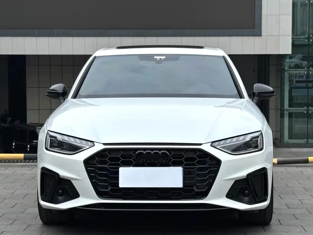 Audi A4L 2023