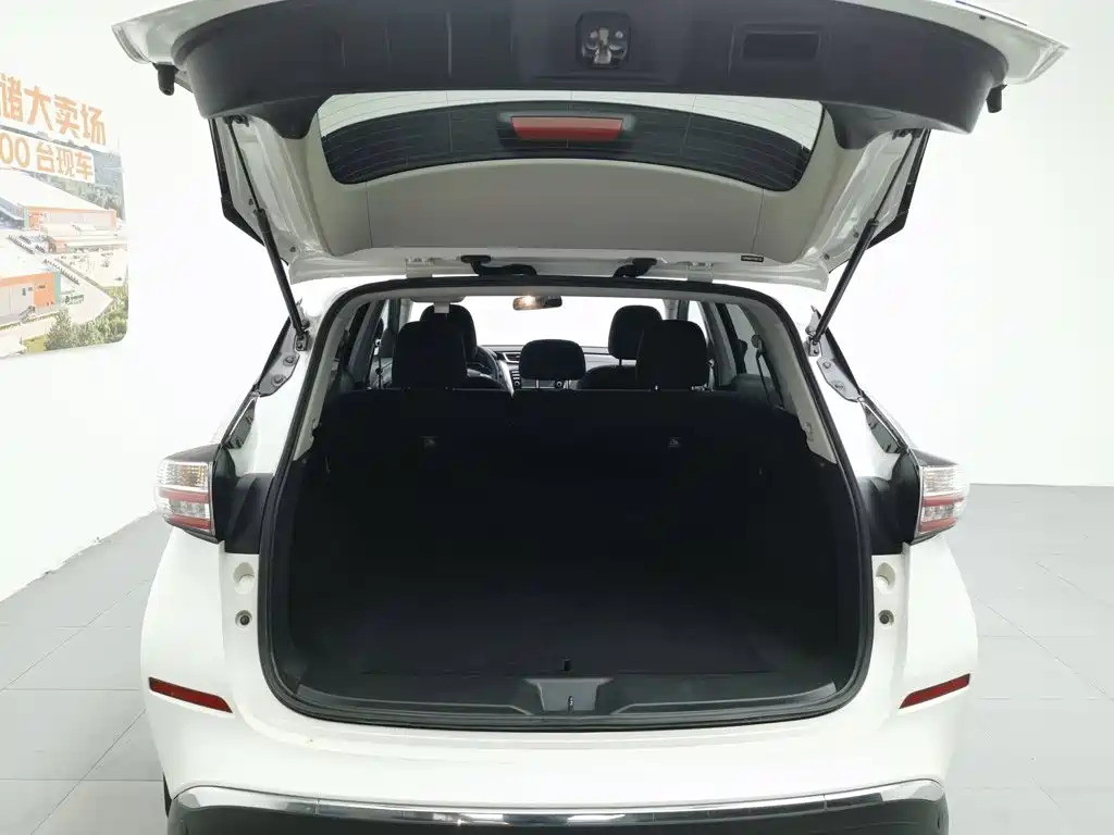Nissan Murano 2018 — фото 16