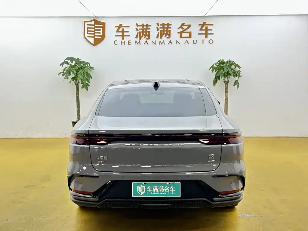 BYD Han 2025 — фото 10