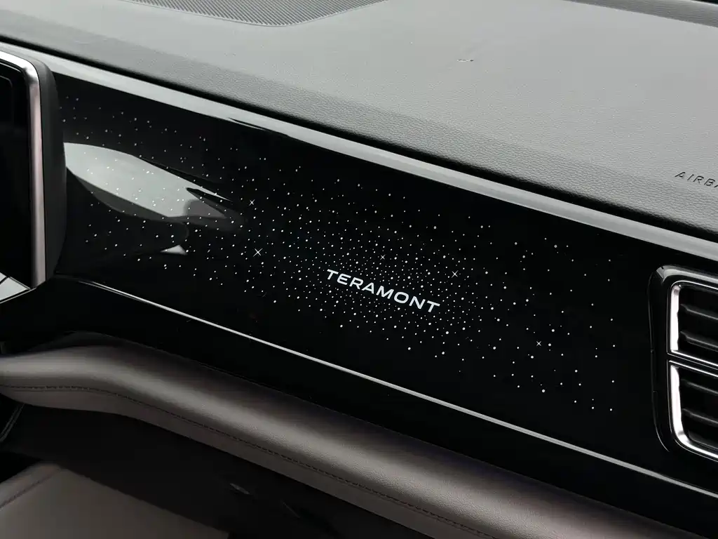 Volkswagen Teramont 2023 — фото 15