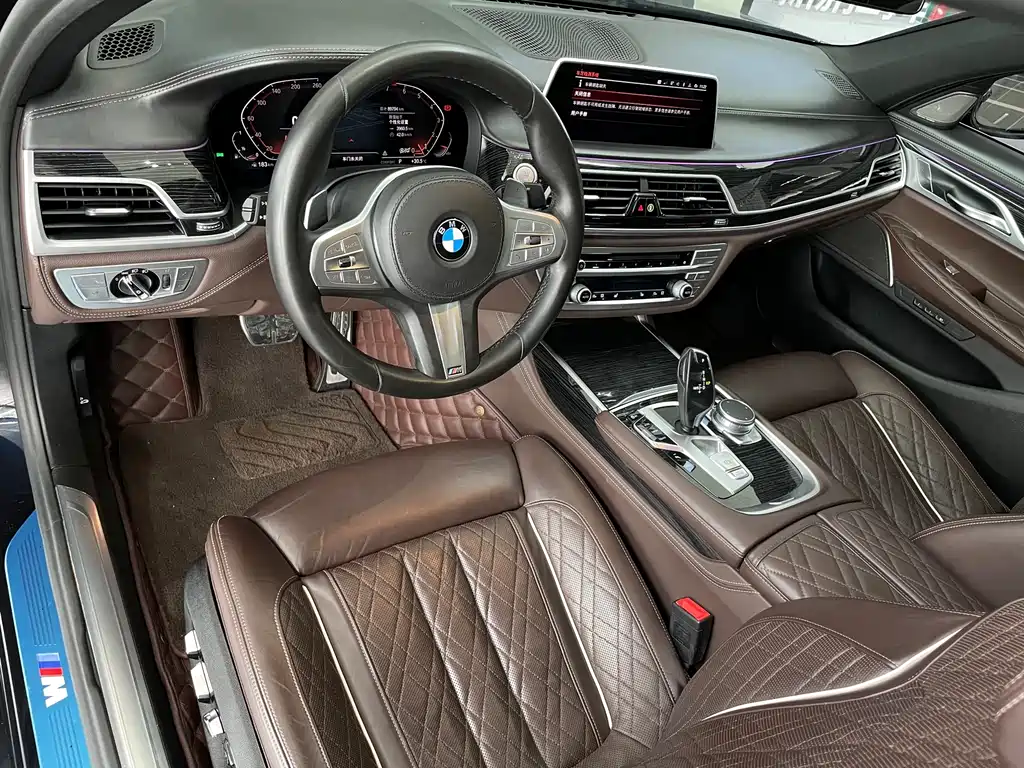 BMW 7 Series 2019 — фото 7