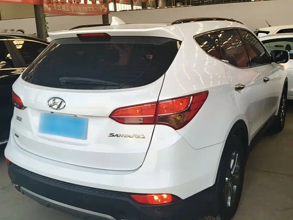 Hyundai Santa Fe 2016 — фото 7